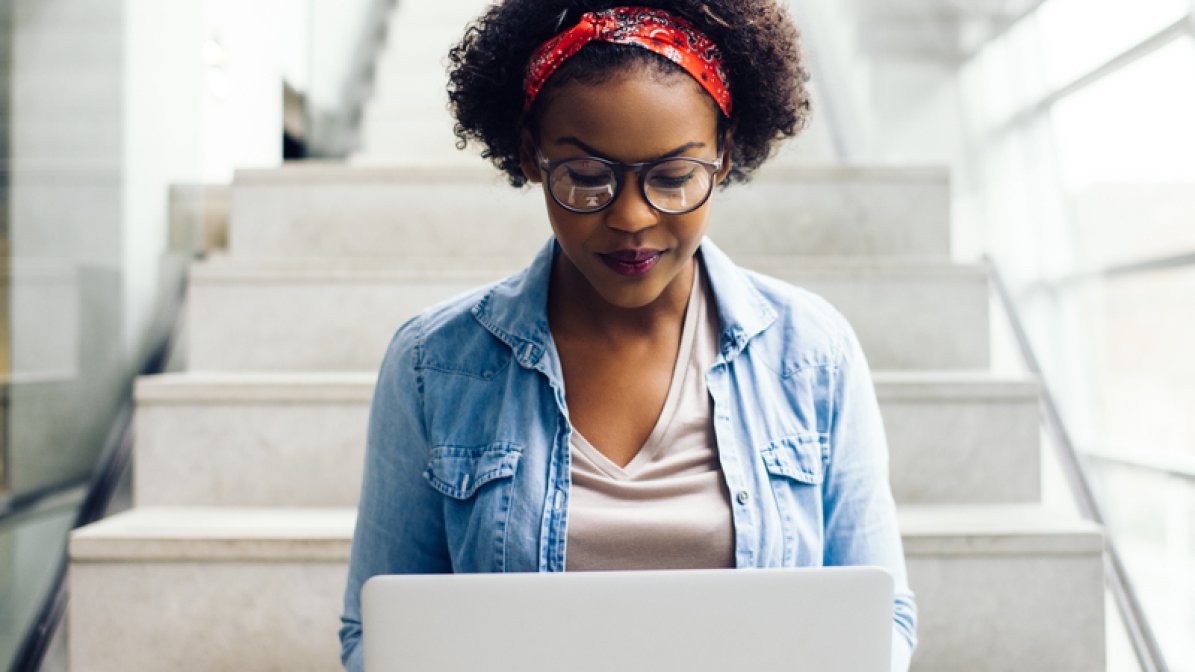 Student searching for Clearing options on laptop