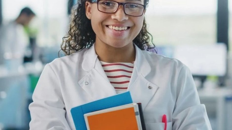 Lab apprentice Lab apprentice